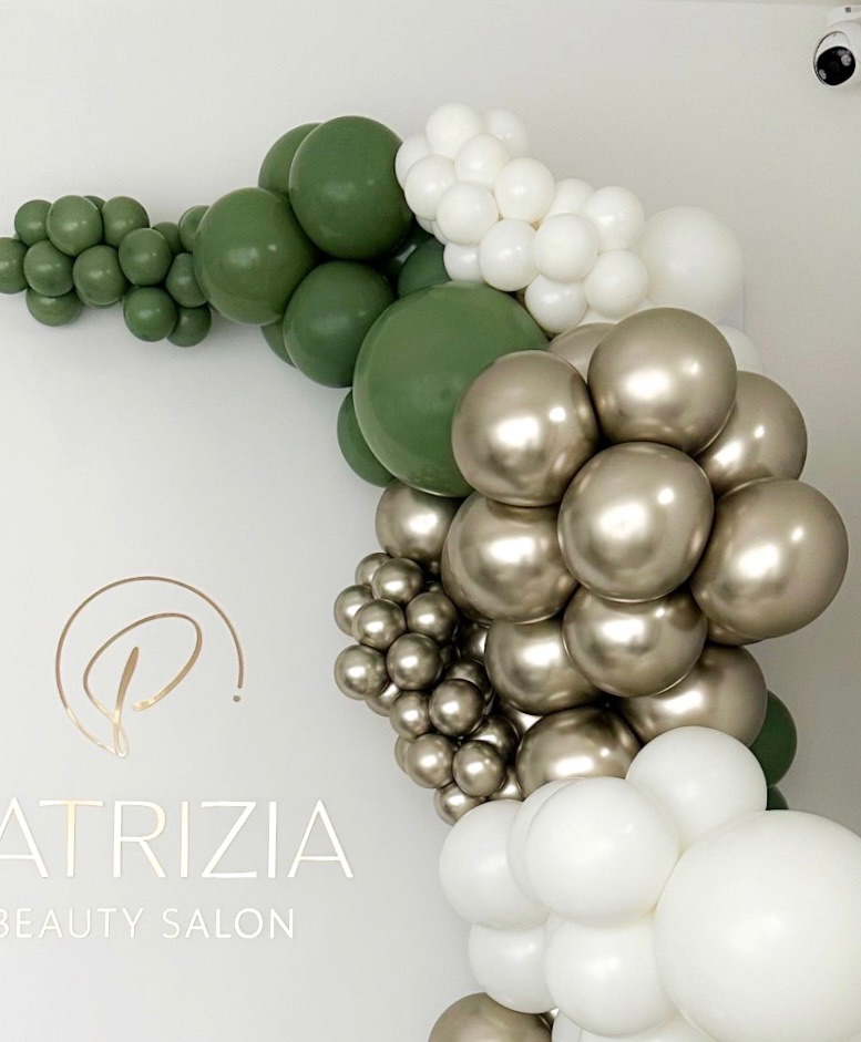 Zelena chrome poslovni event